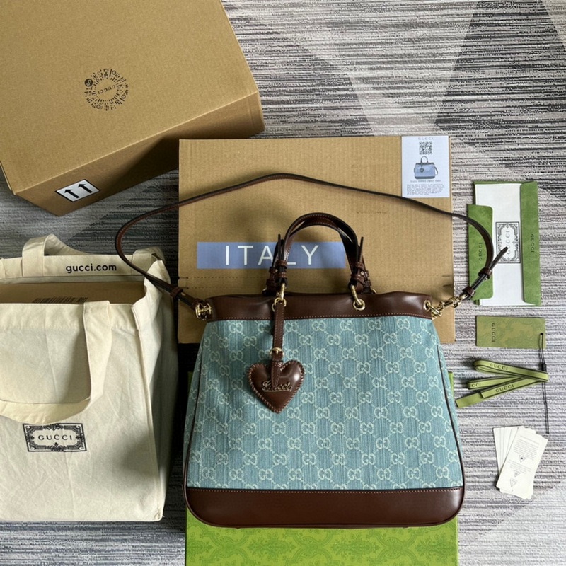 Gucci Handbags 816